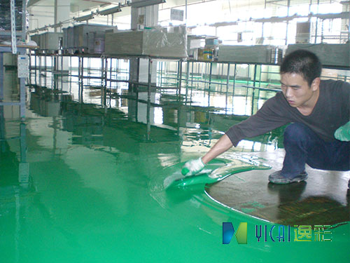 環(huán)氧自流平施工中 環(huán)氧自流平施工中